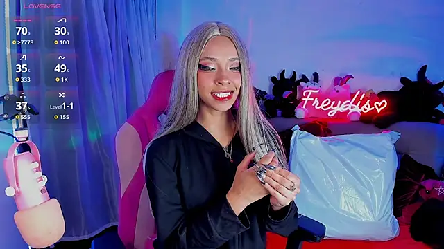 Snapshot of Miss_freydis chatting on 03.26.26 Miss freydis online show from 03.26.26