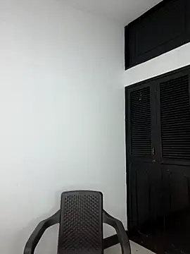 Snapshot of Selket11 chatting on 02.13.25 Selket11 online show from 02.13.25