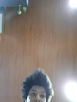 Snapshot of Selket11 chatting on 02.26.25 Selket11 online show from 02.26.25