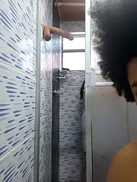 Snapshot of Selket11 chatting on 03.10.25 Selket11 online show from 03.10.25