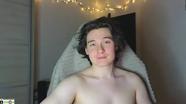 MoreRealAlex online show from 10.02.25