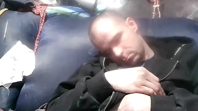 Snapshot of robeaulieu02 chatting on 02.07.25 robeaulieu02 online show from 02.07.25