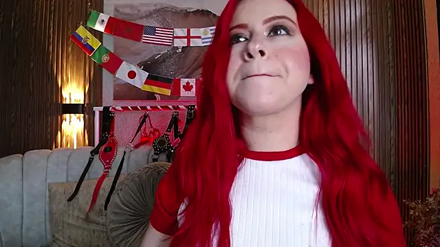 Snapshot of Naty_slavedoll chatting on 06.25.26 Naty slavedoll online show from 06.25.26