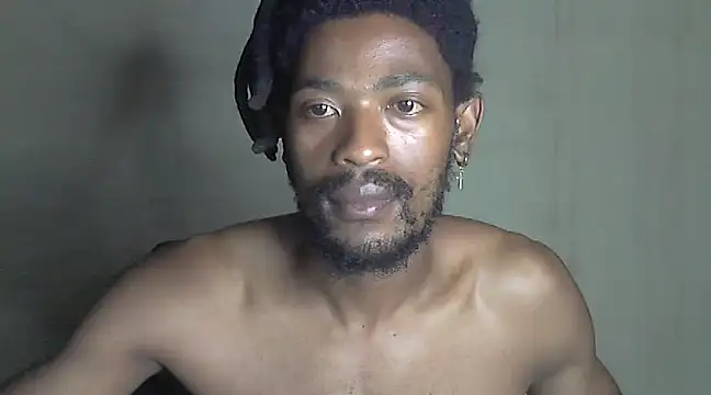 Snapshot of gldnmvsk_XO chatting on 03.13.25 gldnmvsk XO online show from 03.13.25