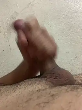 Snapshot of rodrig3105 chatting on 03.14.25 rodrig3105 online show from 03.14.25