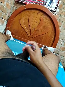 Snapshot of Dnick2 chatting on 12.15.25 Dnick2 online show from 12.15.25