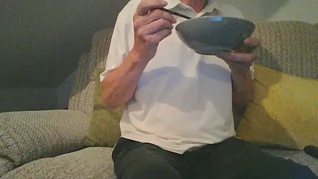 Snapshot of mr_english50 chatting on 06.08.26 mr english50 online show from 06.08.26