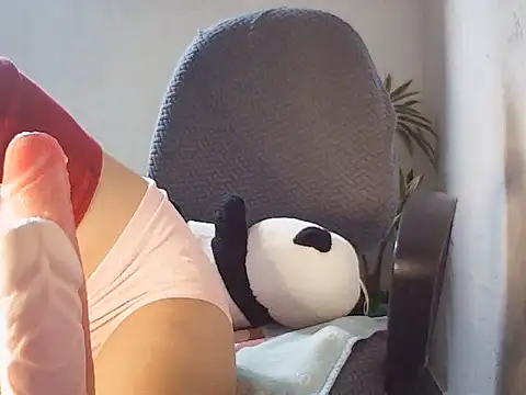 Haralushiaaax online show from 04.23.26
