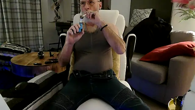 Towndude123 online show from 03.23.25