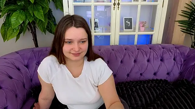 MagicPeachh  online show from 05.07.26