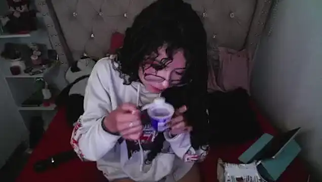 CherieCurl online show from 03.10.26