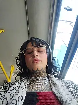 taaylor33 online show from 01.09.26