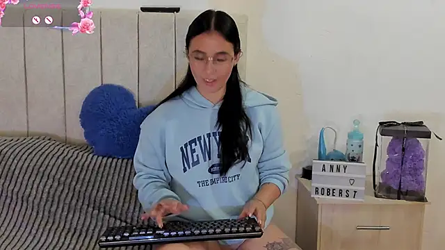 anny roberts online show from 06.16.26