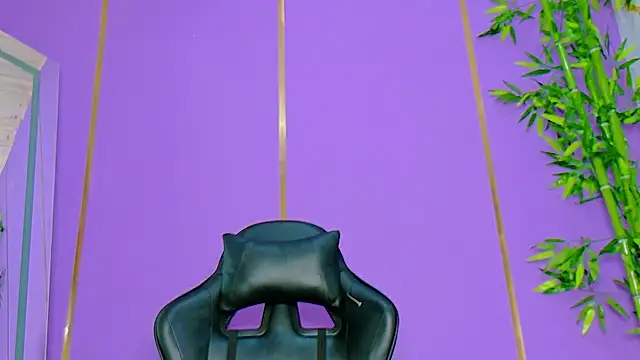 scarlet-jonesx online show from 11.04.25