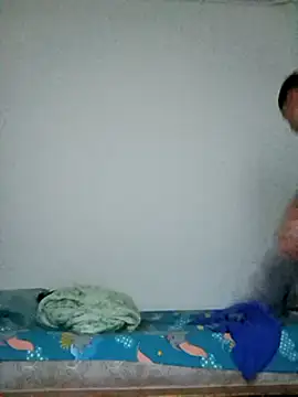 Snapshot of LiuQianXi5726 chatting on 12.26.24 LiuQianXi5726 online show from 12.26.24