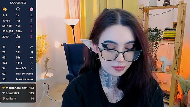 Dixi Pixi  online show from 02.08.25