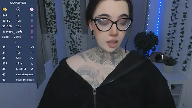 Snapshot of Dixi_Pixi_ chatting on 05.21.26 Dixi Pixi online show from 05.21.26