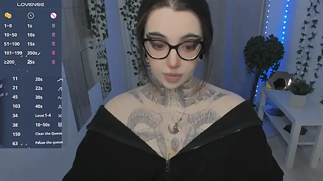 Snapshot of Dixi_Pixi_ chatting on 05.22.26 Dixi Pixi online show from 05.22.26