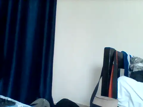 Snapshot of curvy_natallie chatting on 10.09.25 curvy natallie online show from 10.09.25