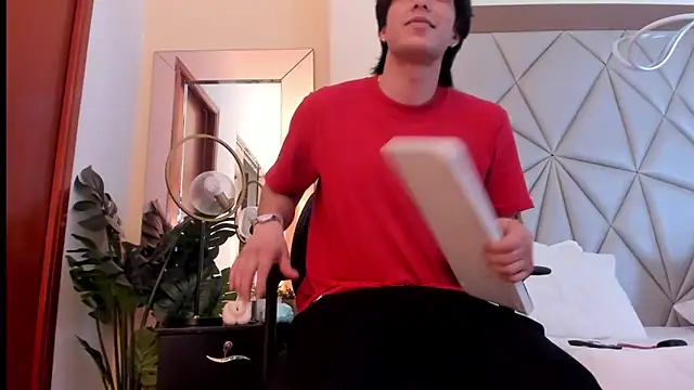 Karimferrer online show from 01.08.25