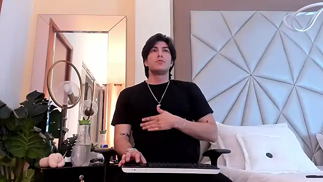 Karimferrer online show from 01.10.25