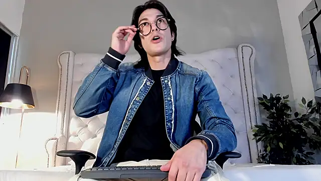 Karimferrer online show from 11.18.25