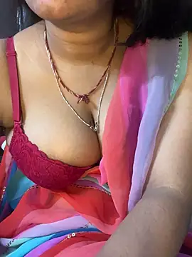 Snapshot of Spicy_sari_girl chatting on 04.09.26 Spicy sari girl online show from 04.09.26
