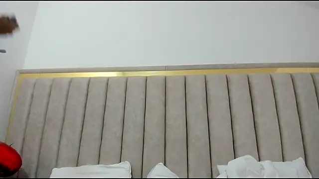 FreyaMoller online show from 01.07.26