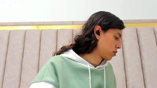 Snapshot of FreyaMoller chatting on 03.13.26 FreyaMoller online show from 03.13.26