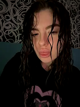 Kimi Ass online show from 09.22.25