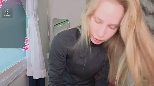 Snapshot of Elis_Fox chatting on 02.12.26 Elis Fox online show from 02.12.26