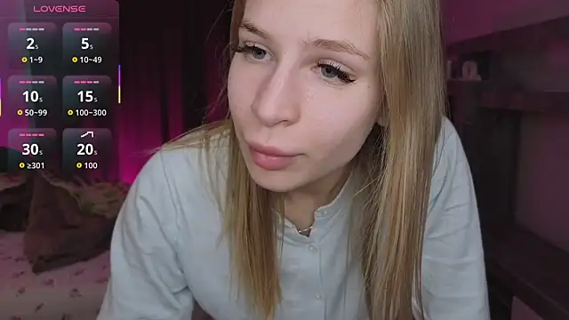 Snapshot of Elis_Fox chatting on 03.21.26 Elis Fox online show from 03.21.26