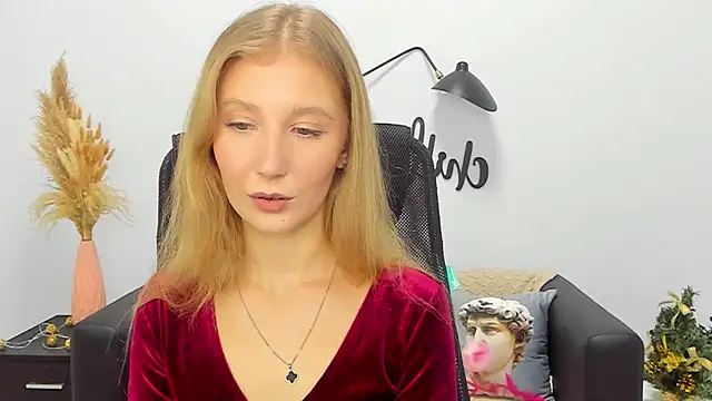 LolaWilsons online show from 01.06.25