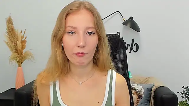 LolaWilsons online show from 03.19.25