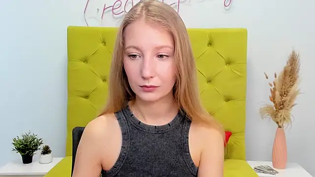 Snapshot of LolaWilsons chatting on 02.12.26 LolaWilsons online show from 02.12.26