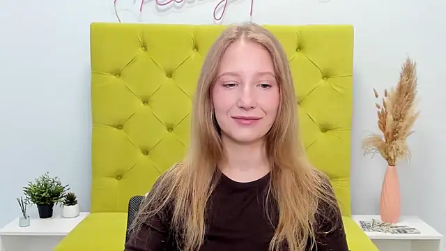 LolaWilsons online show from 04.29.26