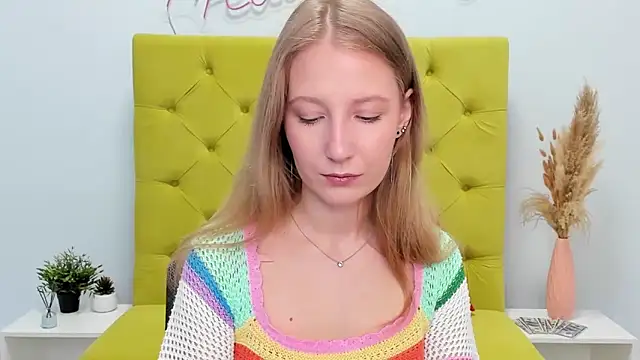 LolaWilsons online show from 05.05.26