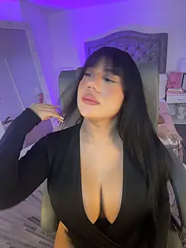 Snapshot of AshleyFerrer chatting on 01.10.26 AshleyFerrer online show from 01.10.26