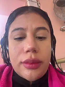 Snapshot of AshleyFerrer chatting on 01.15.26 AshleyFerrer online show from 01.15.26