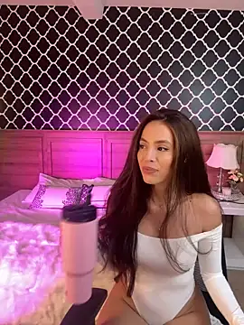 Snapshot of Amber_Rush_ chatting on 12.07.24 Amber Rush  online show from 12.07.24