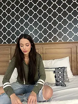 Snapshot of Amber_Rush_ chatting on 02.17.25 Amber Rush  online show from 02.17.25