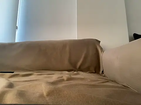 khaaleesiii online show from 10.29.25