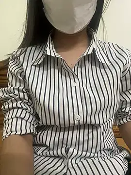 Tuongvy05 online show from 03.11.25