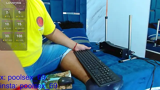 Poolsex 69 online show from 01.07.25