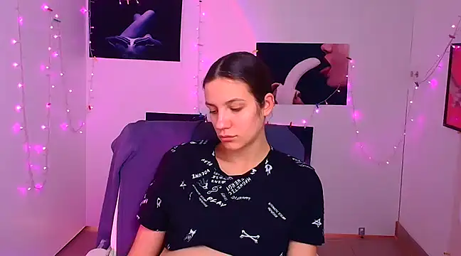 Snapshot of Dana_Joy_ chatting on 12.07.24 Dana Joy online show from 12.07.24