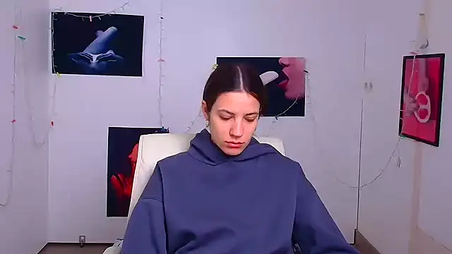 Snapshot of Dana_Joy_ chatting on 12.23.24 Dana Joy online show from 12.23.24