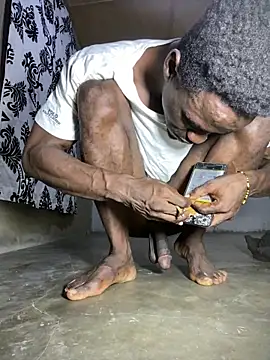 Snapshot of GHs_FINEST chatting on 03.02.25 GHs FINEST online show from 03.02.25