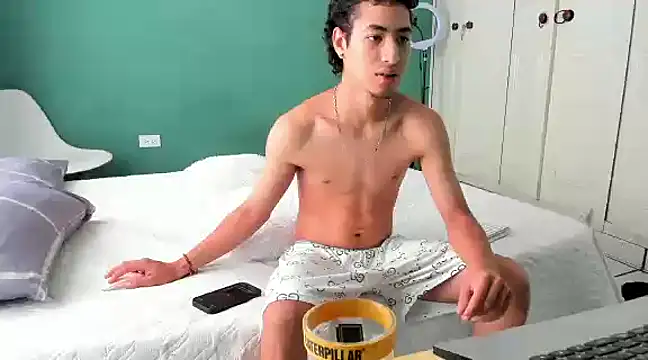 Chandler ken online show from 01.28.25