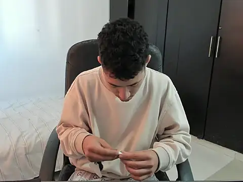 Chandler ken online show from 09.09.25