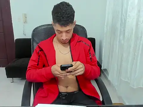 Chandler ken online show from 09.15.25